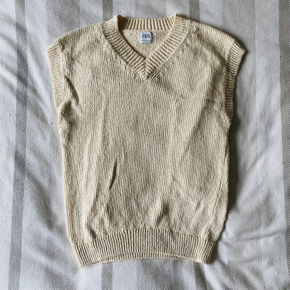ZARA Men's Knitted Cream Colored Cotton Vest (Size: S-M)